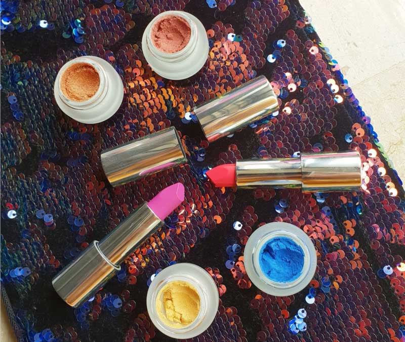 化妝品應(yīng)用1.jpg 化妝品應(yīng)用1.jpg